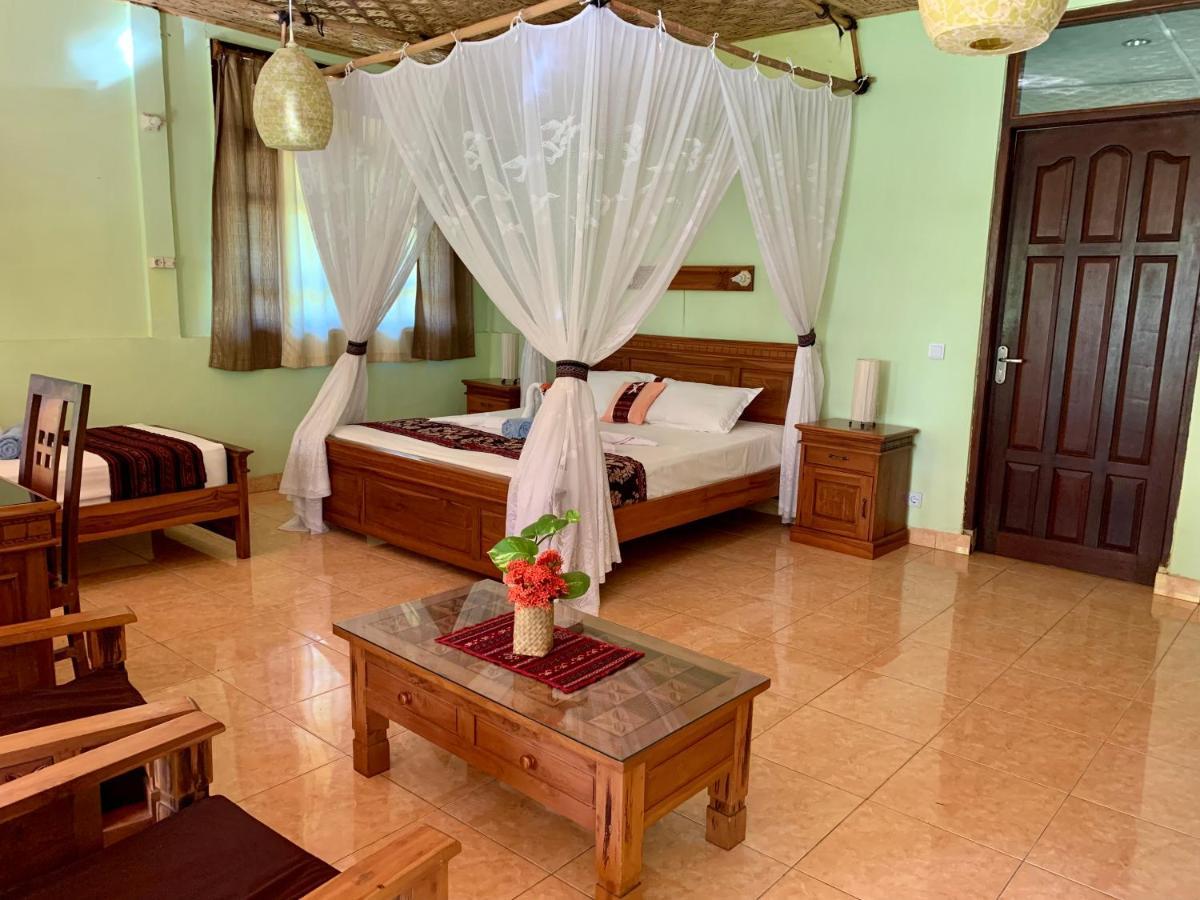 Budi Sun Resort Maumere Exterior foto